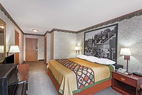 1 King Bed Accessible Room Smoking