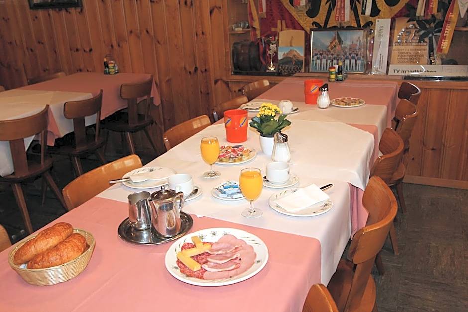 Hotel-Restaurant Alpina