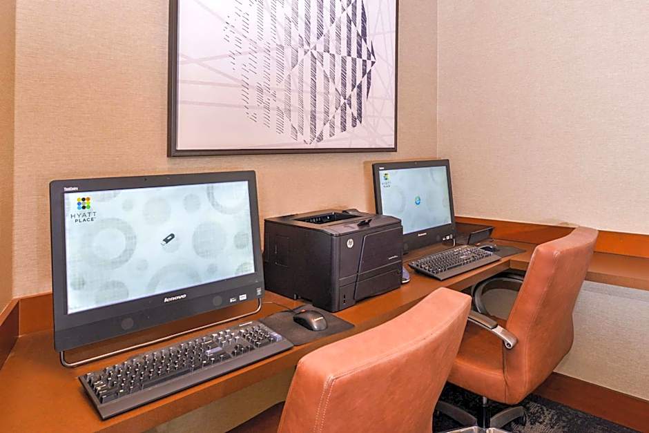 Hyatt Place Chesapeake/Greenbrier