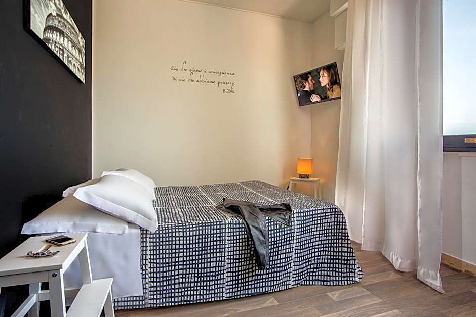 Radio Hotel