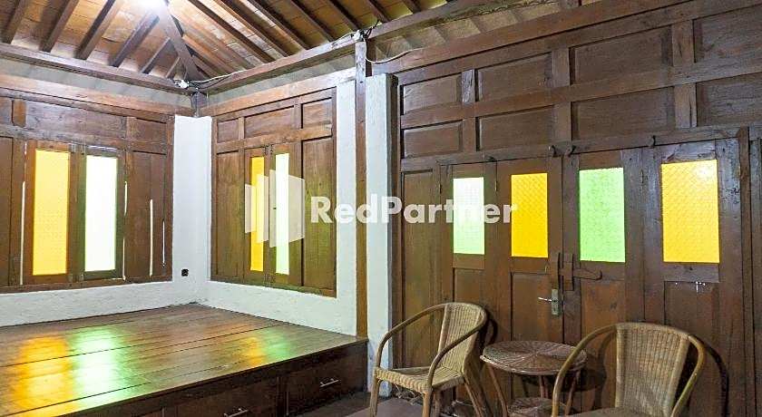 Javenir Hotel Tawangmangu Mitra RedDoorz