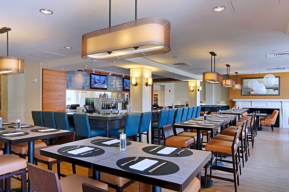 Boston Hotel Buckminster – Boston, MA