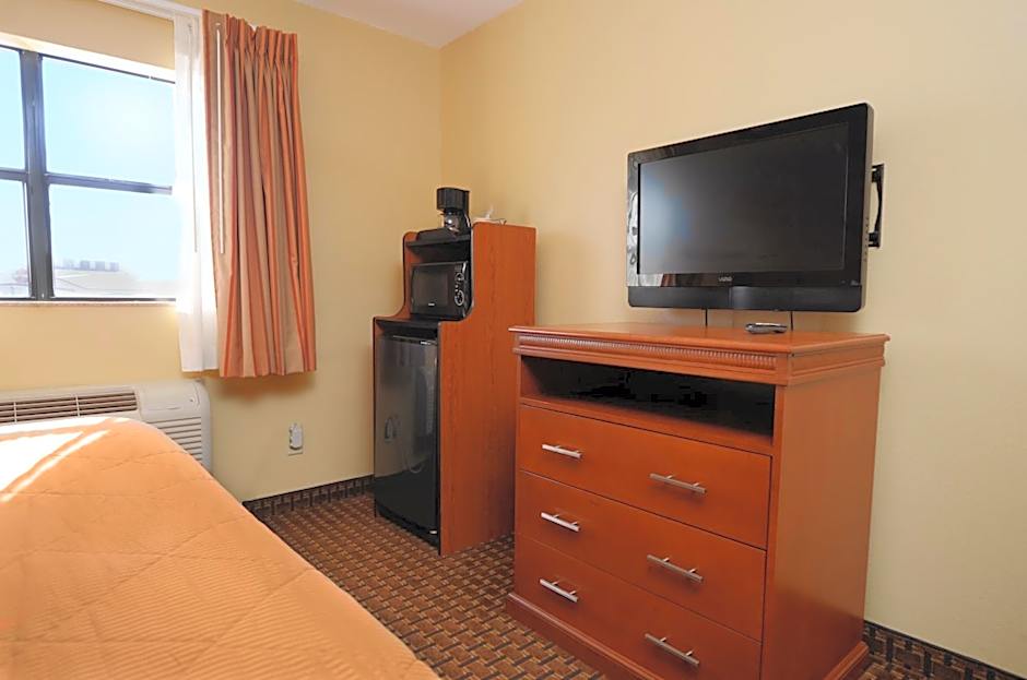 Econo Lodge Inn And Suites Little Rock