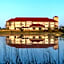 La Quinta Inn & Suites by Wyndham Shawnee