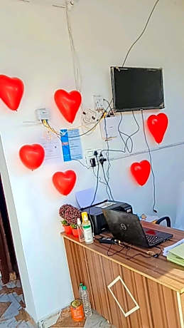 OYO 85498 Hotel Rosewood