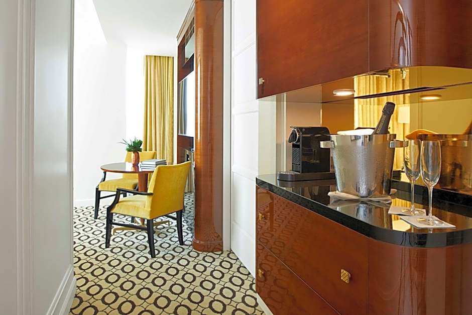 Waldorf Astoria By Hilton Beverly Hills