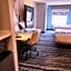 La Quinta Inn & Suites by Wyndham Warner Robins - Robins Afb