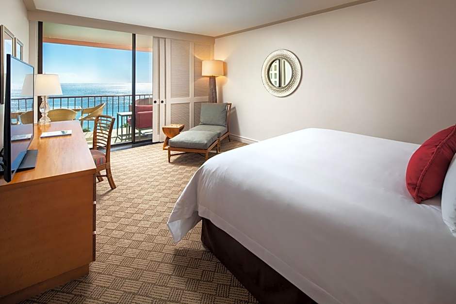Photo 1 of 6 of Ocean 1 King Bed, Tower