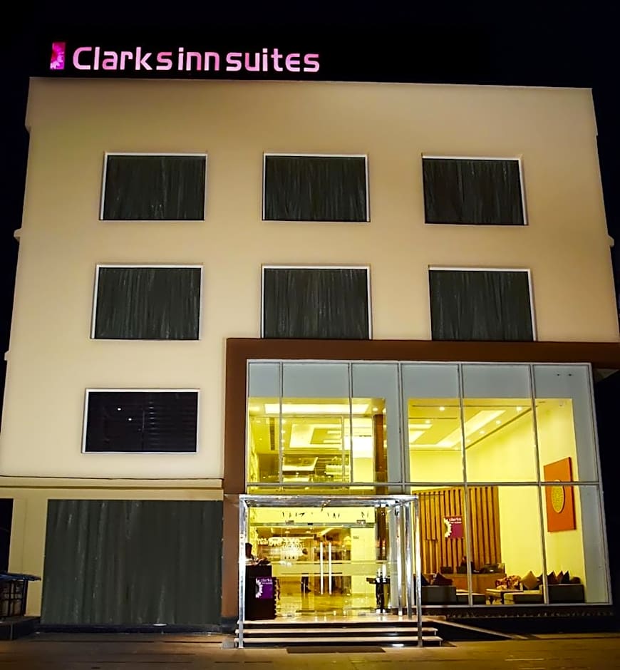 Clarks Inn Suites, Katra