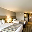 Country Inn & Suites by Radisson, Fond du Lac, WI
