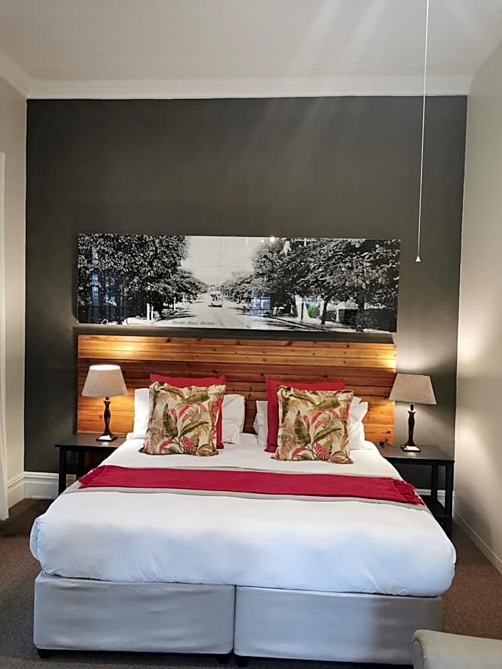 Madeline Grove Bed & Breakfast