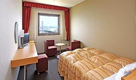 Single Room - Non-Smoking
