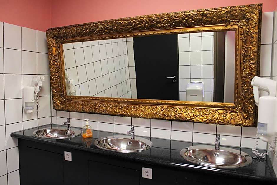 BoxHotel Göttingen (App Based Hotel)