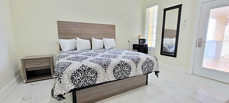 Luxury King Room