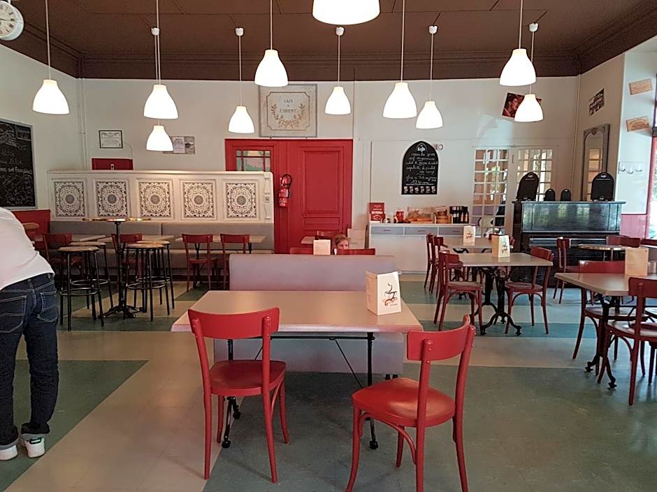 Hotel Cafe de la Gare