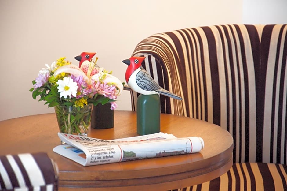 De la Trinidad Hotel