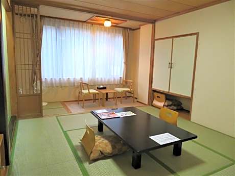 Japanese-Style Single Room with Seating Area - Non-Smoking