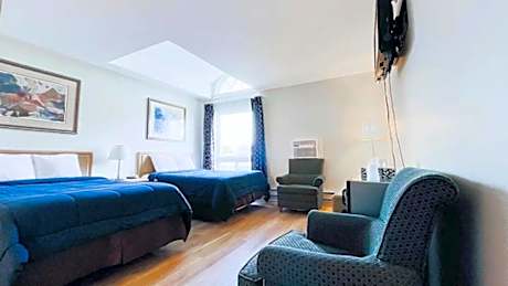 Deluxe Two Double Bed Room
