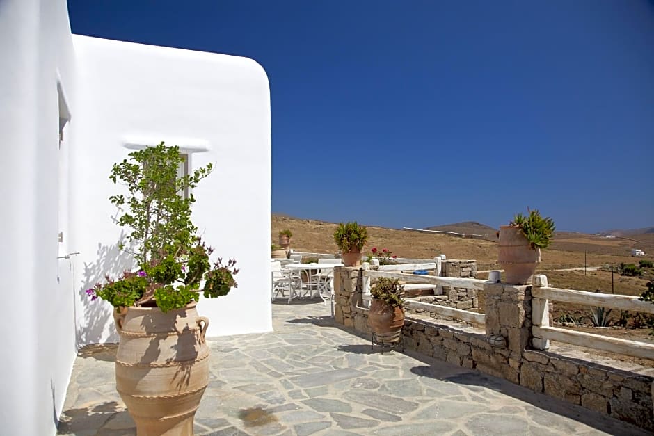 Elenis Village Suites