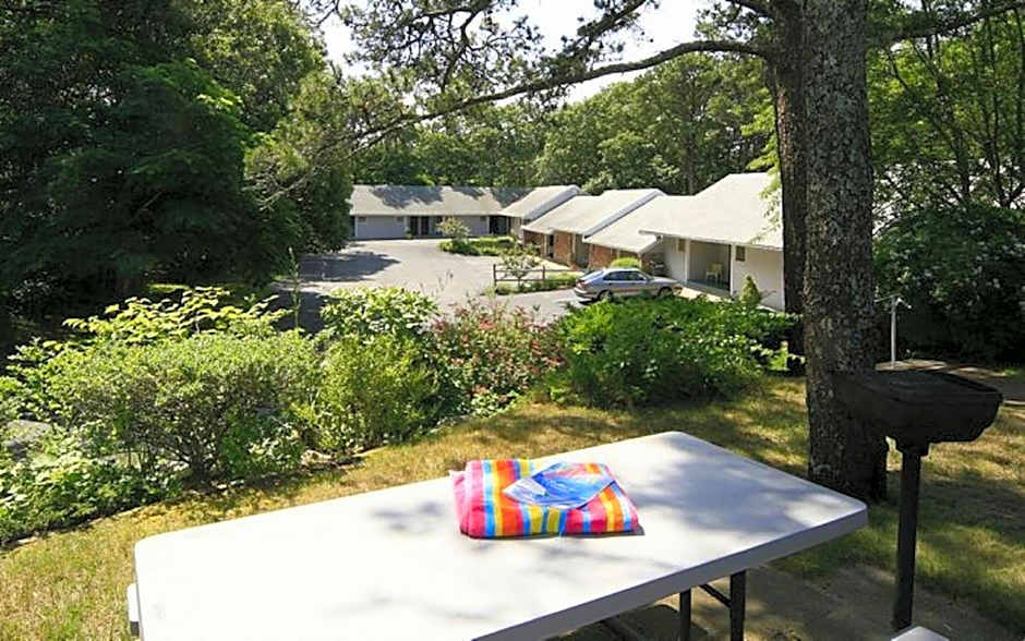 Skaket Beach Motel