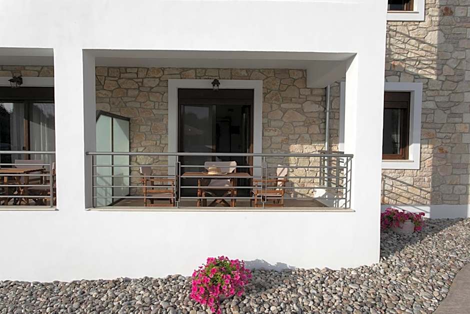 Michelangelo suites and apartments