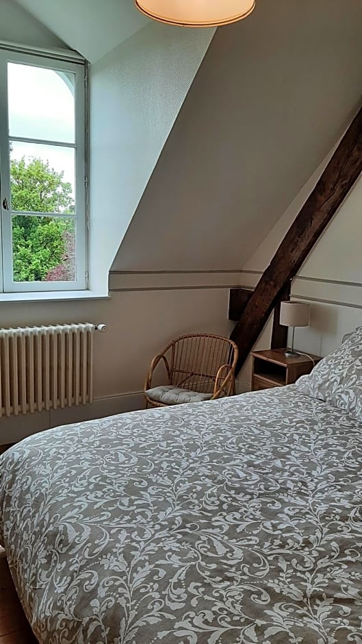 AU MANOIR DE LA BARRE