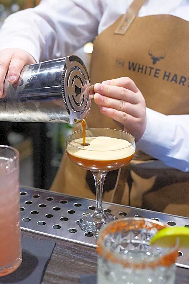 The White Hart, Wroughton