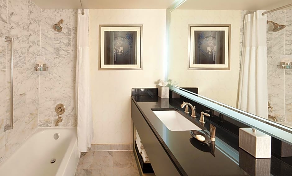 Melrose Georgetown Hotel