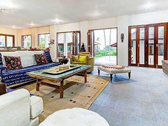 Balian Surf Villas