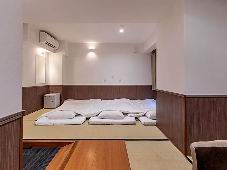 Hotel Excellence Enmachi Ekimae