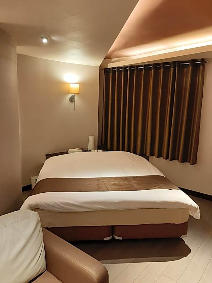 Hotel GOLF Nirasaki (Adult Only)