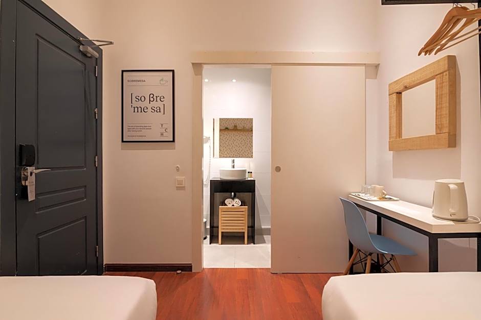 Rodamon Barcelona Hostel