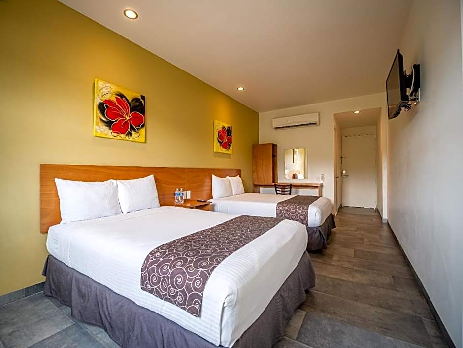 AM Hotel y Plaza
