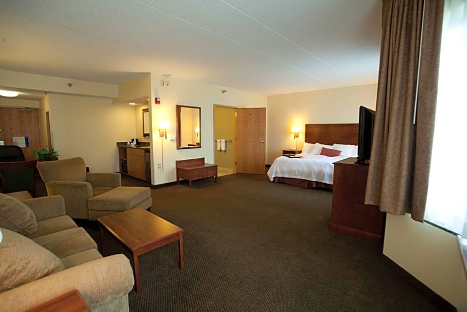 Hampton Inn & Suites Bemidji