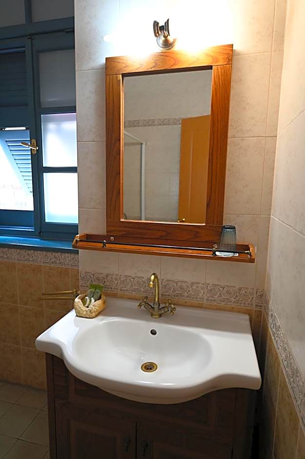 Polyxenia Hotel