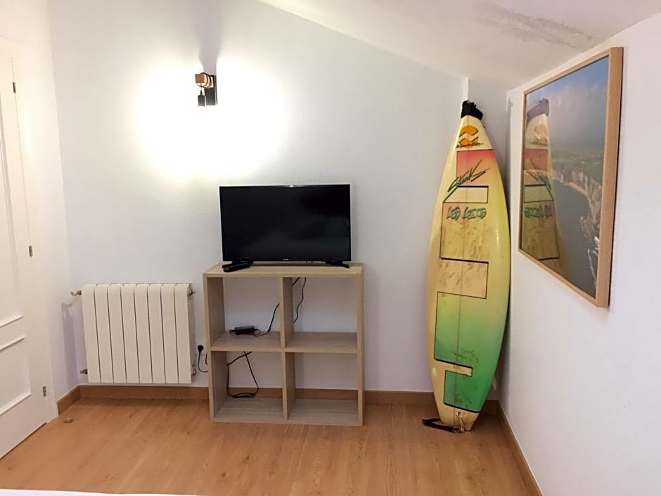 Somo Surfskate hostel