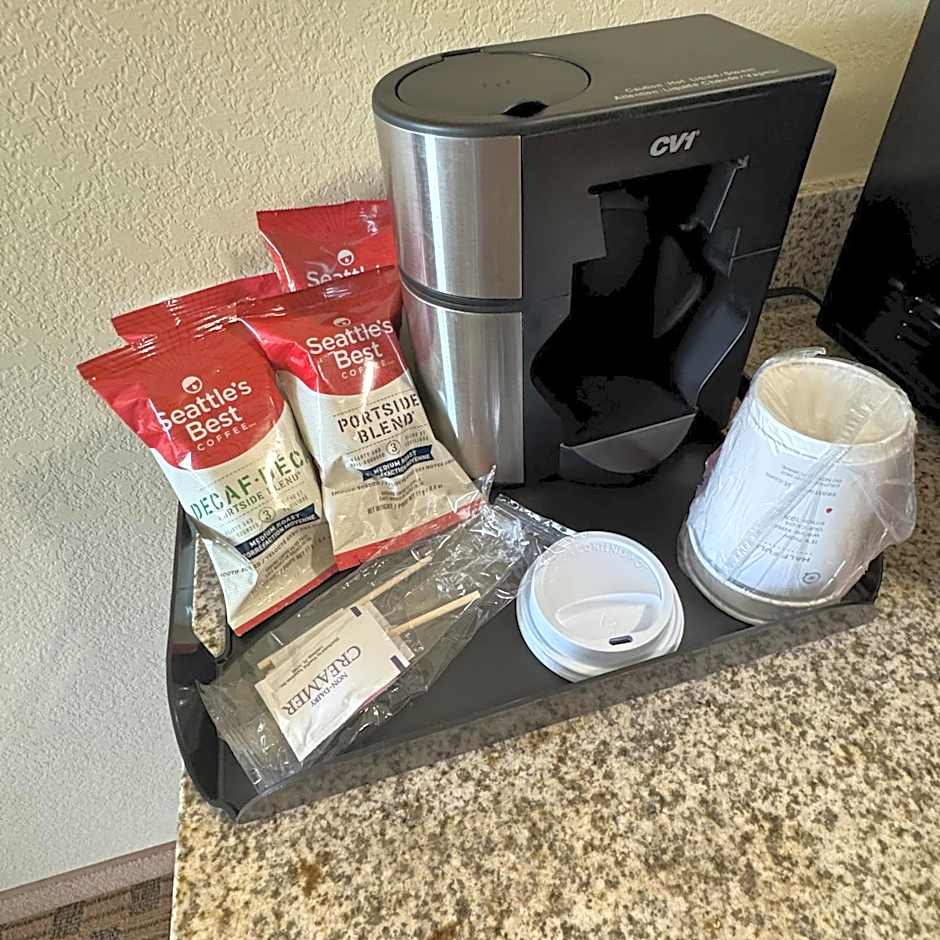 Red Roof Inn Charlestown