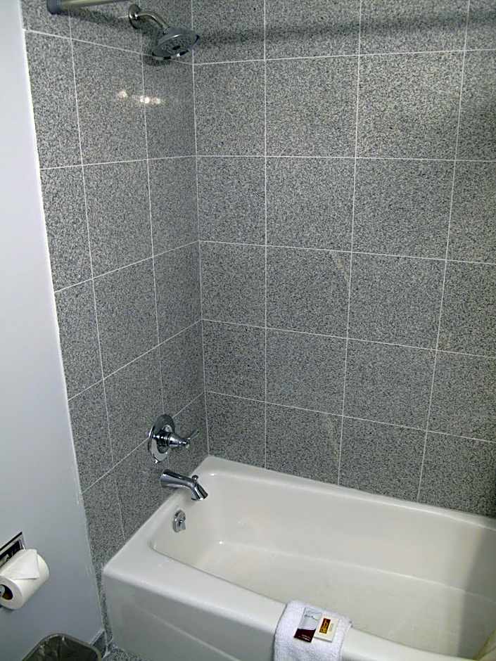 West Inn NAU - Downtown Flagstaff