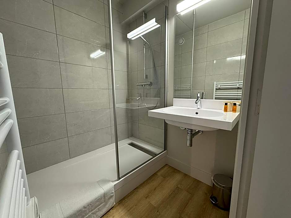 Karaez Hôtel - BritHotel Carhaix