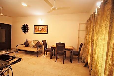 Lakshana Service Apartment - Big Temple Thanjavur