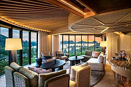 TA'AKTANA, a Luxury Collection Resort & Spa, Labuan Bajo