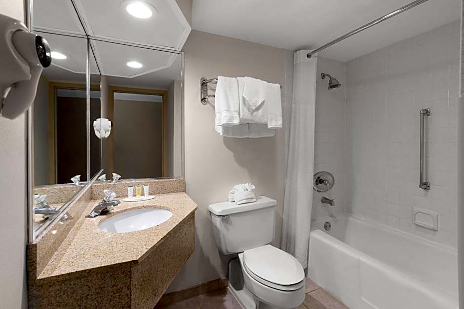 Days Hotel by Wyndham Toms River Jersey Shore