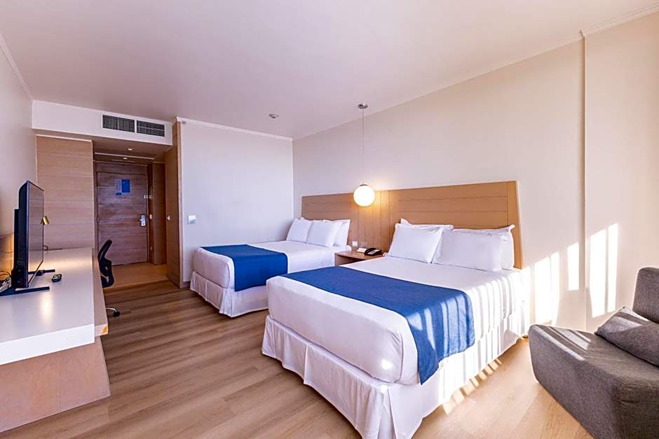 Wyndham Concepcion Pettra