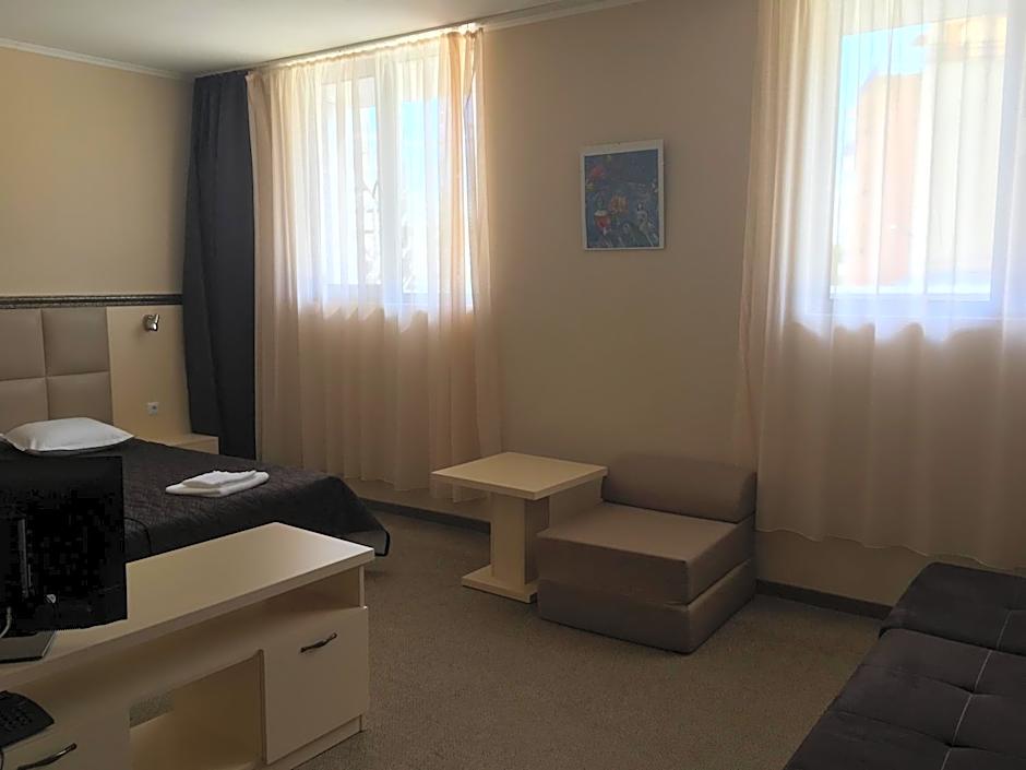 Kamenec Hotel
