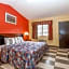 Travelodge by Wyndham Jersey City