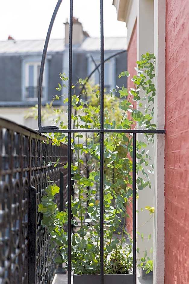 Urban Bivouac Hotel