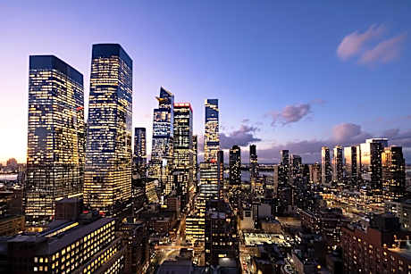 New Yorker by Lotte Hotels