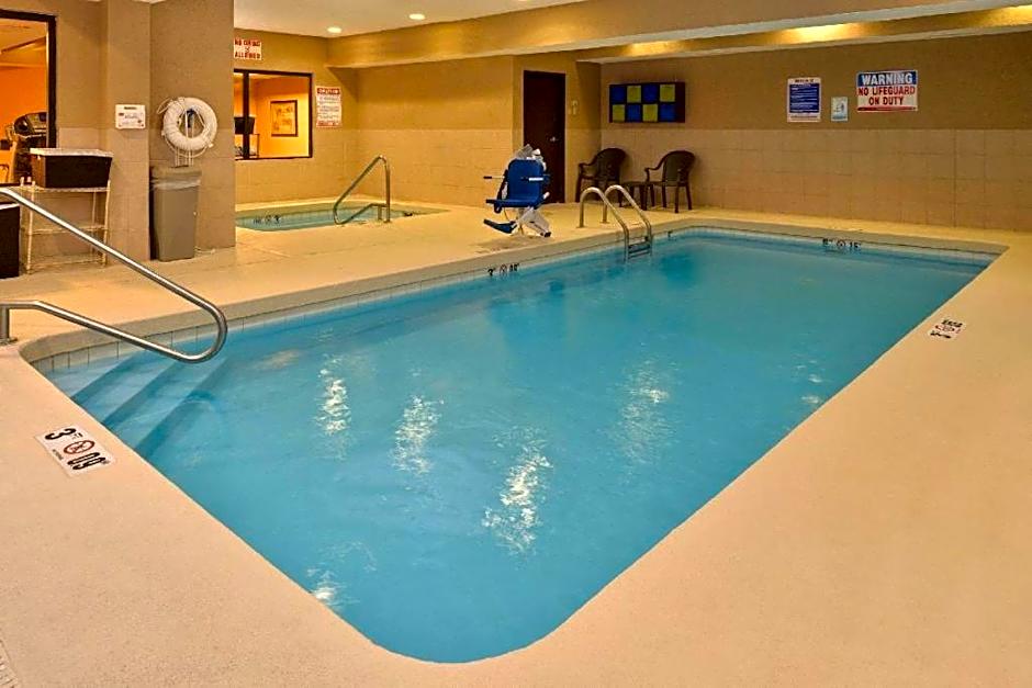 Quality Inn & Suites Jefferson City