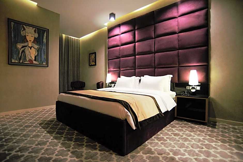 Gallery Art Hotel