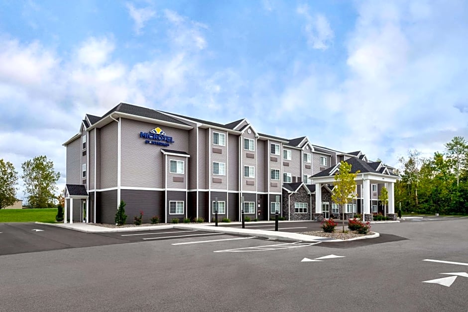 Microtel Inn & Suites by Wyndham Farmington